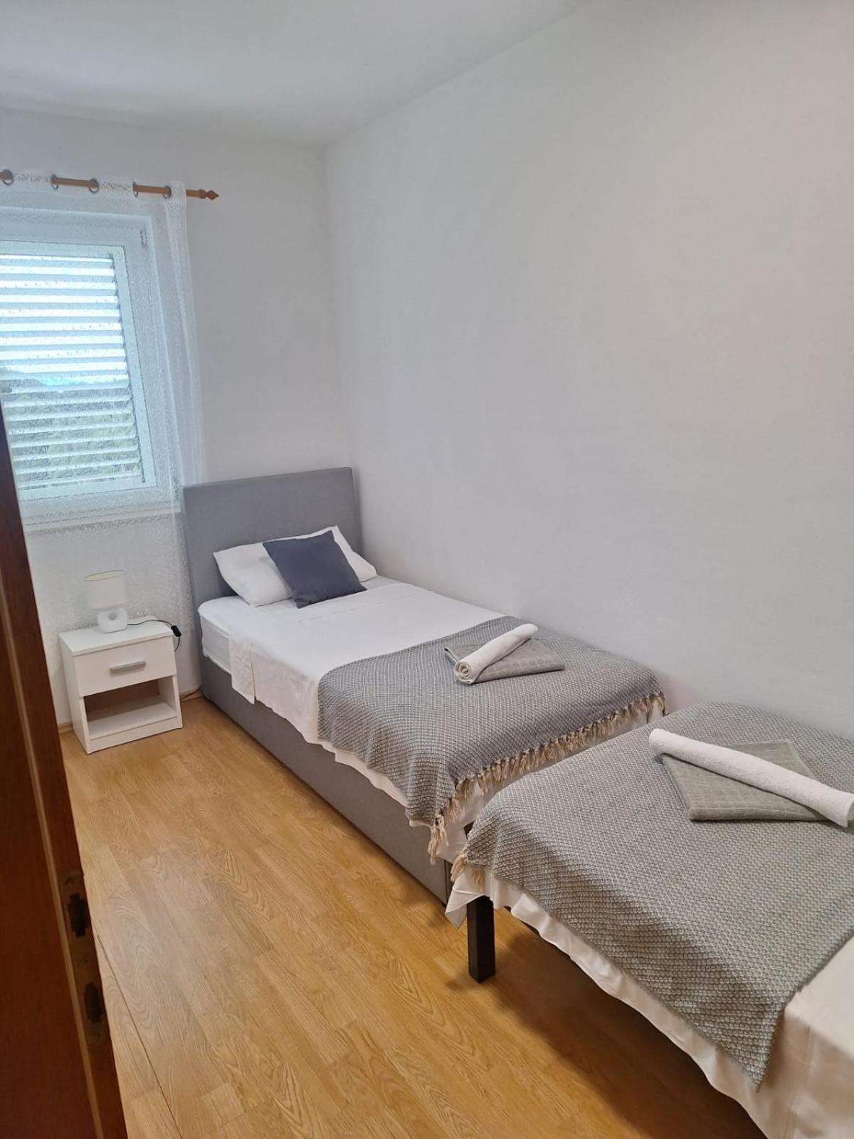 Apartment Tre Strade Baska Voda Ngoại thất bức ảnh